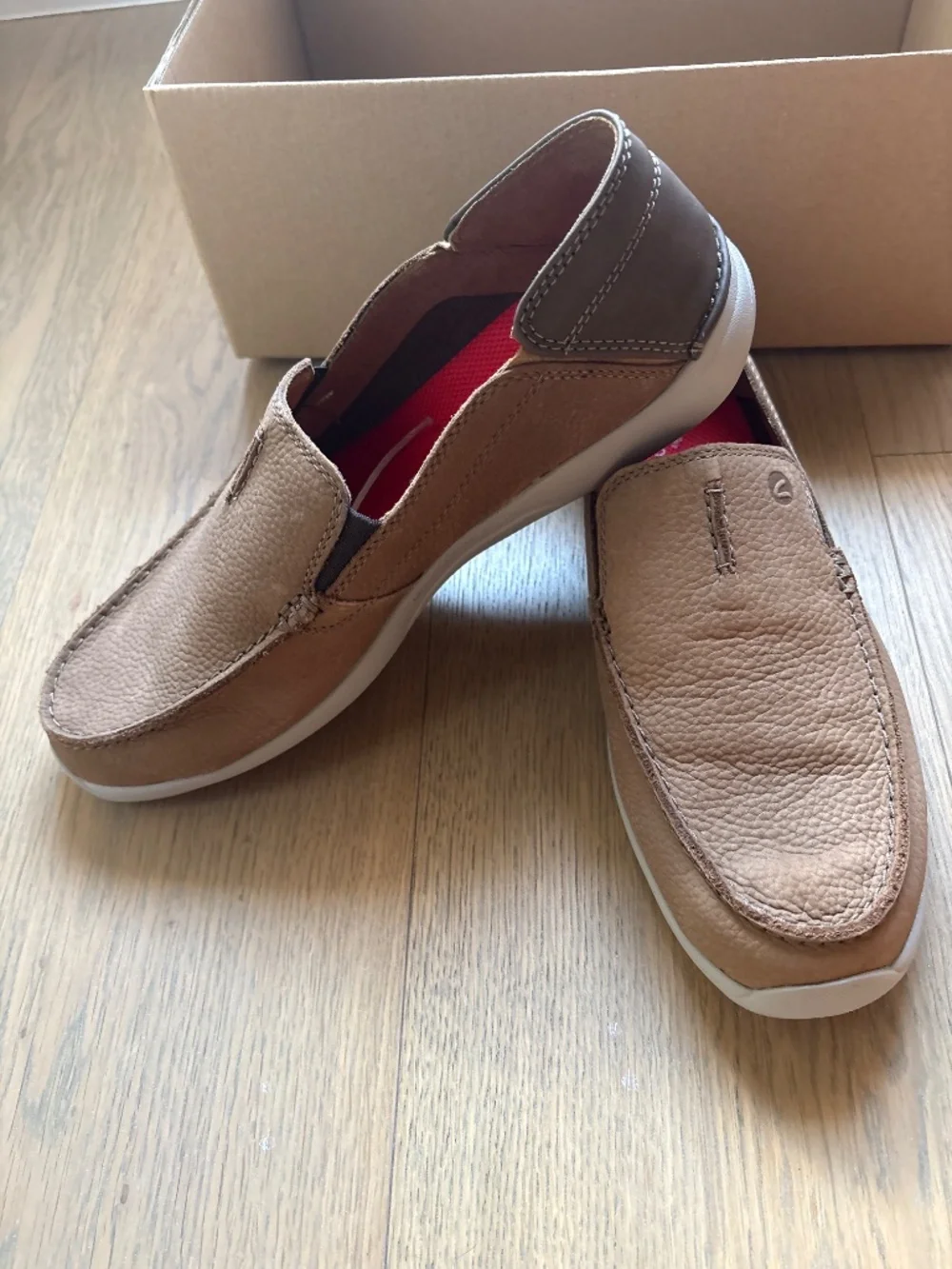Brand new Clarks